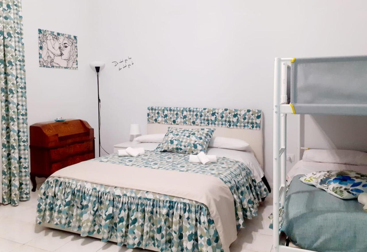 Dory'S Room Camera Nel Cuore Di Napoli エクステリア 写真